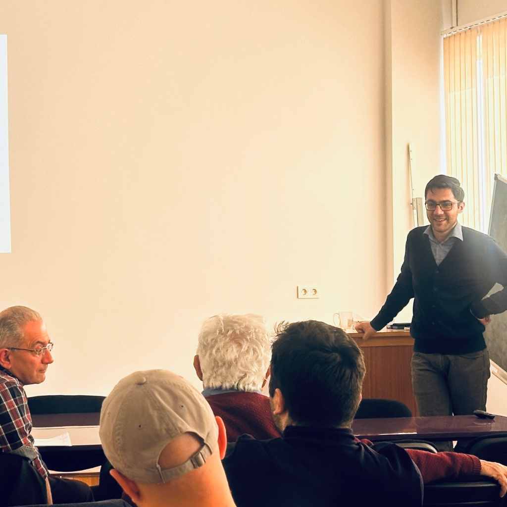 «Երկչափ նյութերի օպտիկական հատկությունները և դրանց հետերոկառուցվածքները» թեմայով սեմինար ԱԱԳԼ-ում